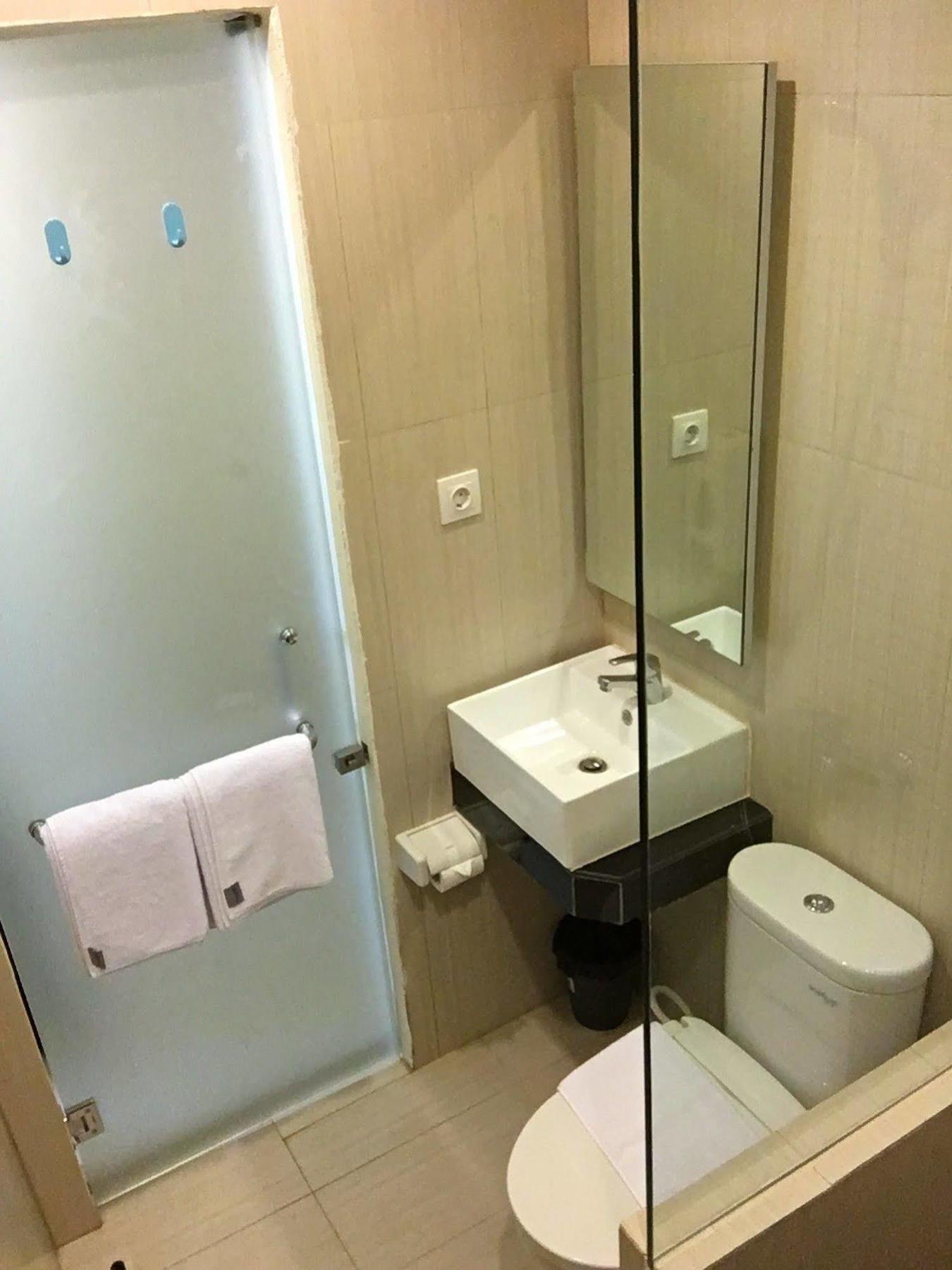 Msquare Palembang Hotell Exteriör bild